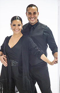 {"item":"Tito & Tamara"}